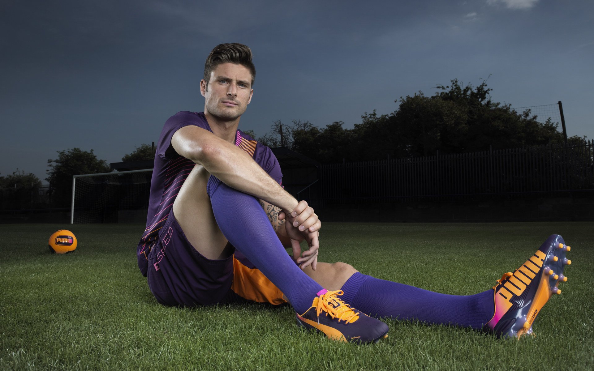 开云网页版-世界杯激情战：团队合作中的闪光时刻，世界杯超燃视频